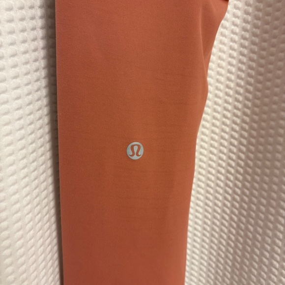 Lululemon Wunder Train leggings - Picture 2 of 3